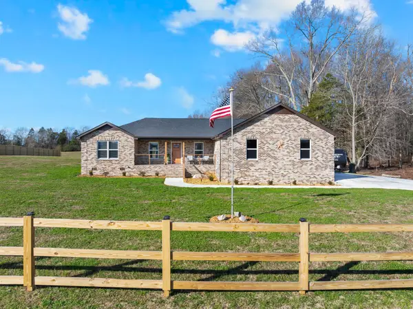 300 Old Clark Rd, Winchester, TN 37398