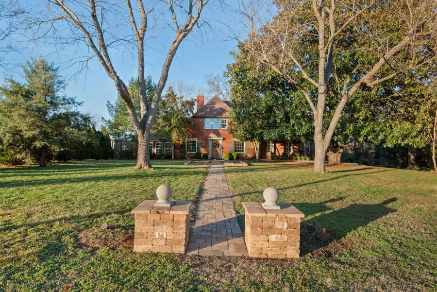 1105 Winding Way, Nashville, TN 37216 - Image #2