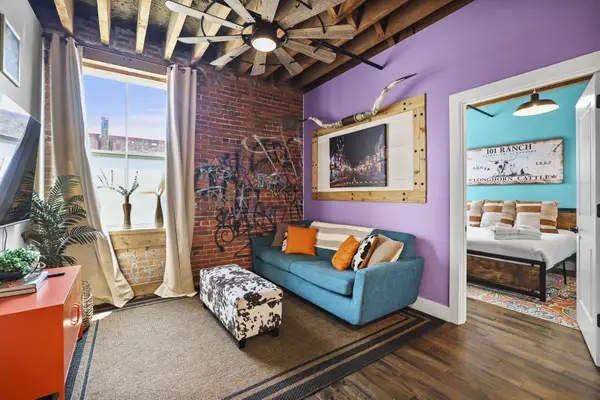 610 21st Ave N #101, Nashville, TN 37203