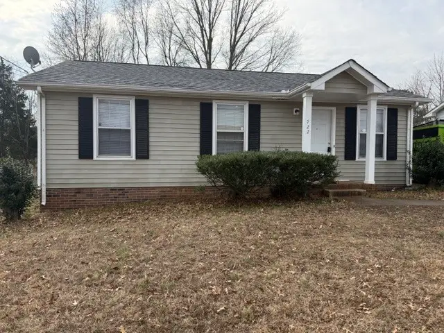 722 Shelton Cir, Clarksville, TN 37042 - #1