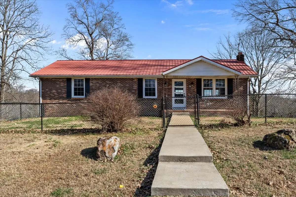 3636 Bowker Rd, Charlotte, TN 37036 - Image #1