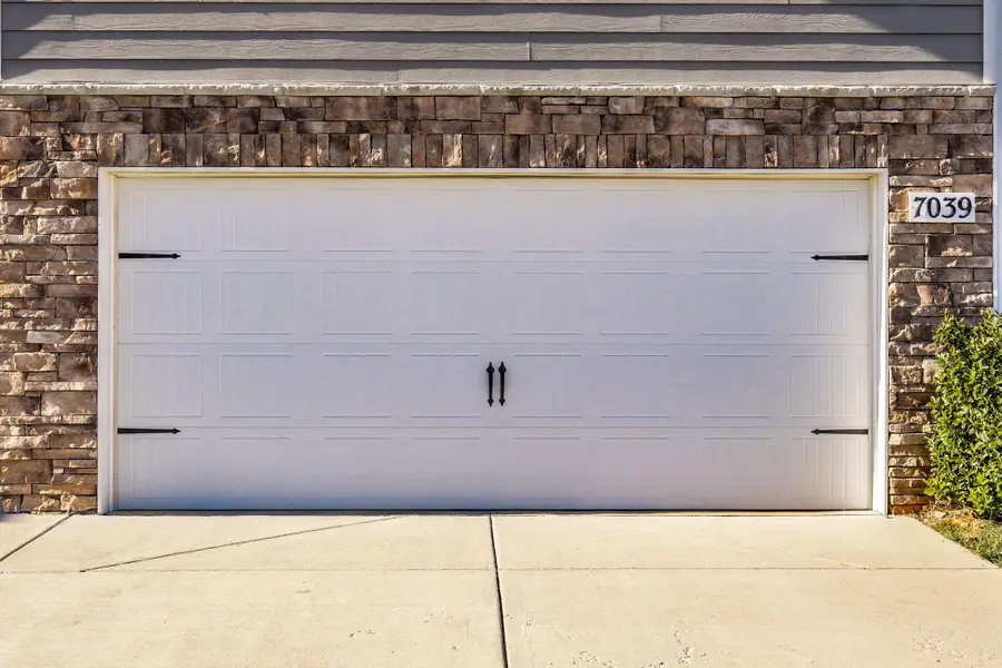 7039 Sunny Parks Dr, White House, TN 37188 - Image #2