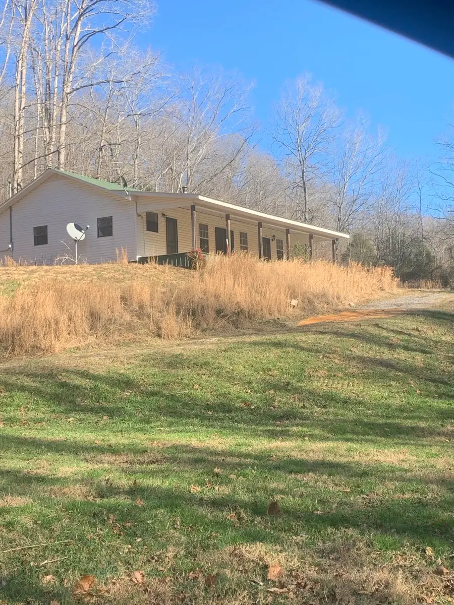 1252 Kelly Rd, Centerville, TN 37033 - Image #3