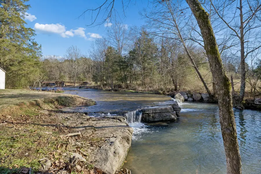 406 Bear Creek Pike, Columbia, TN 38401 - Image #2