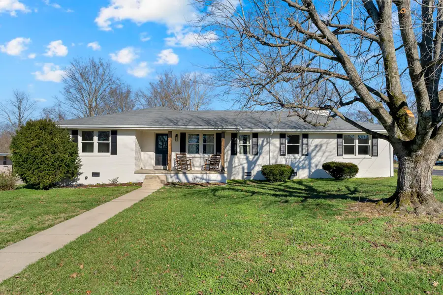 407 Dow Dr, Shelbyville, TN 37160 - Image #2