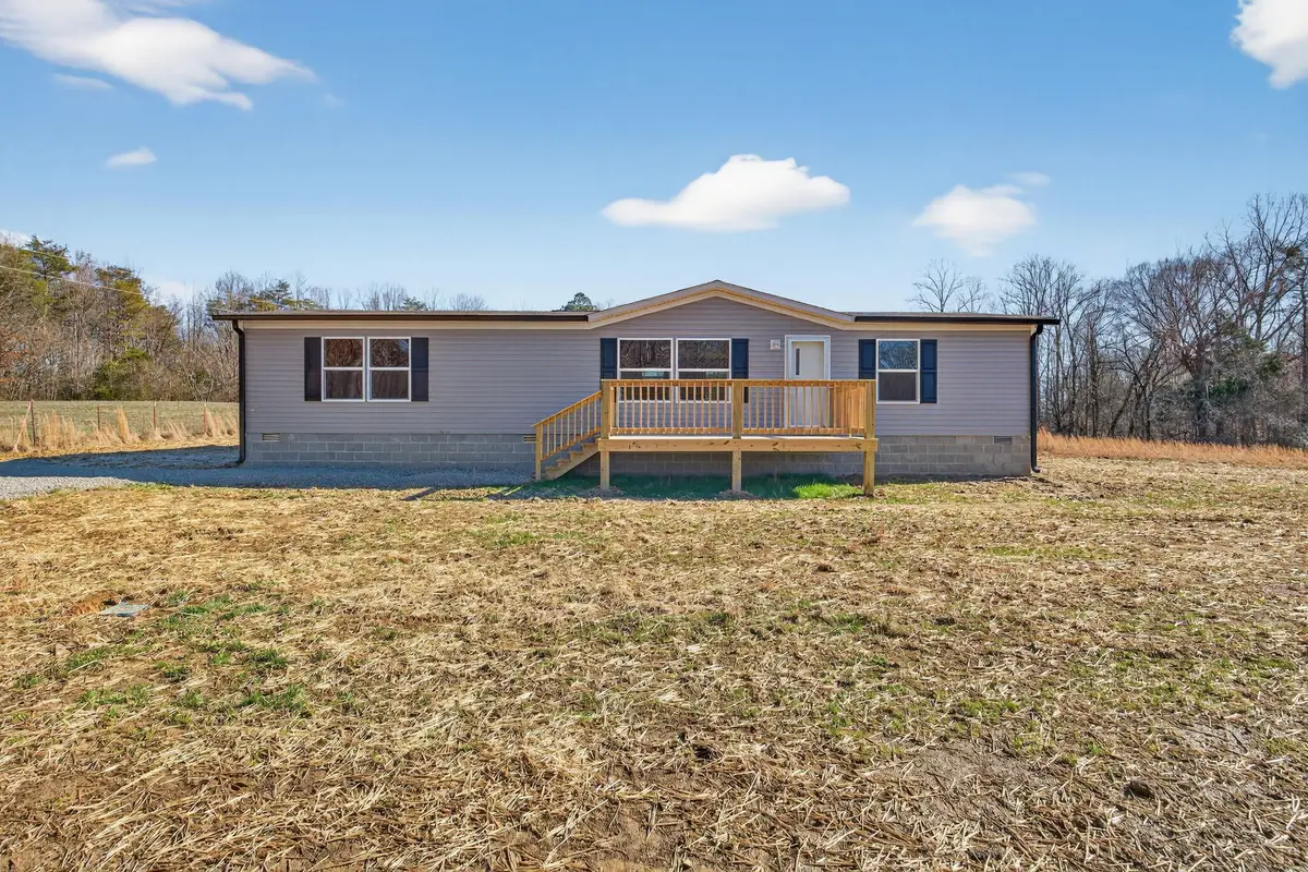 129 Earl Phillips Lane, Hilham, TN 38568 - Image #1