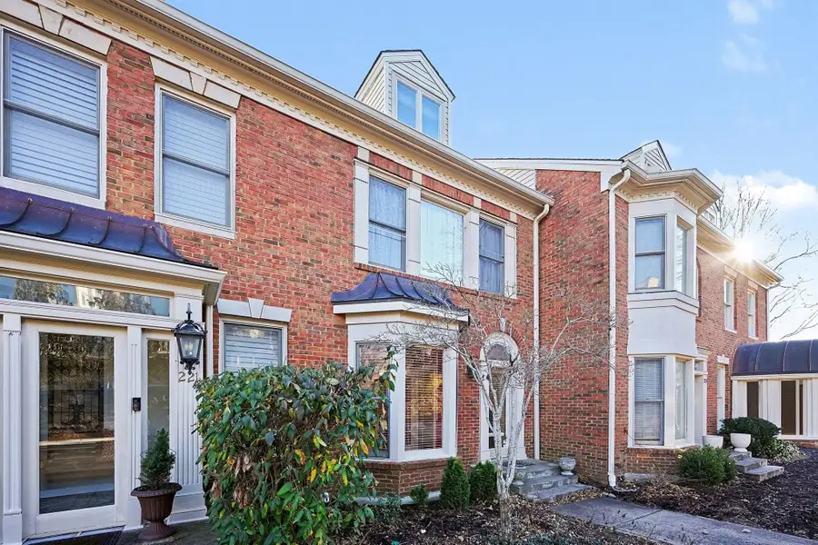 223 Cheswick Ct, Nashville, TN 37215 - Image #3