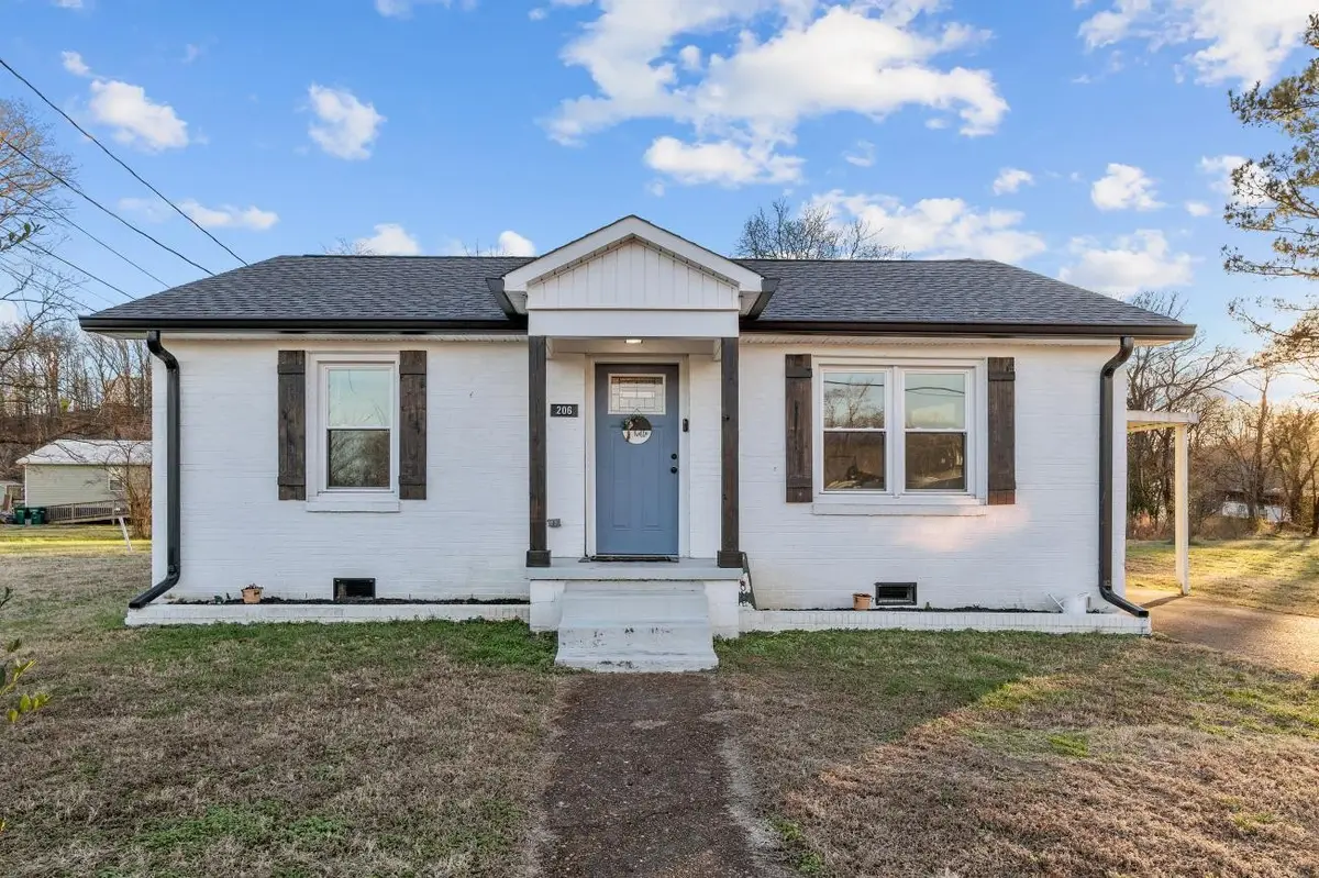 206 Joe St, Waverly, TN 37185 - Image #1