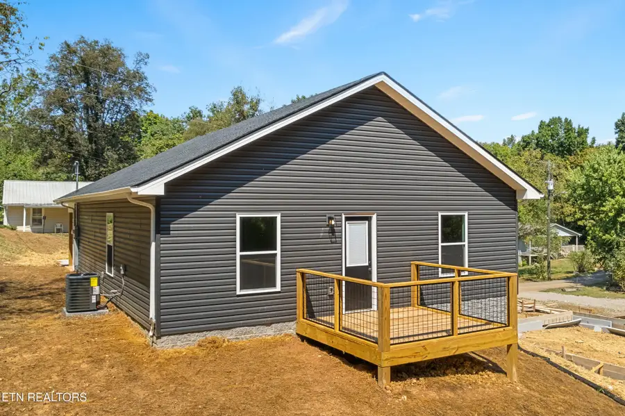 212 Avenue C, Knoxville, TN 37920 - #3