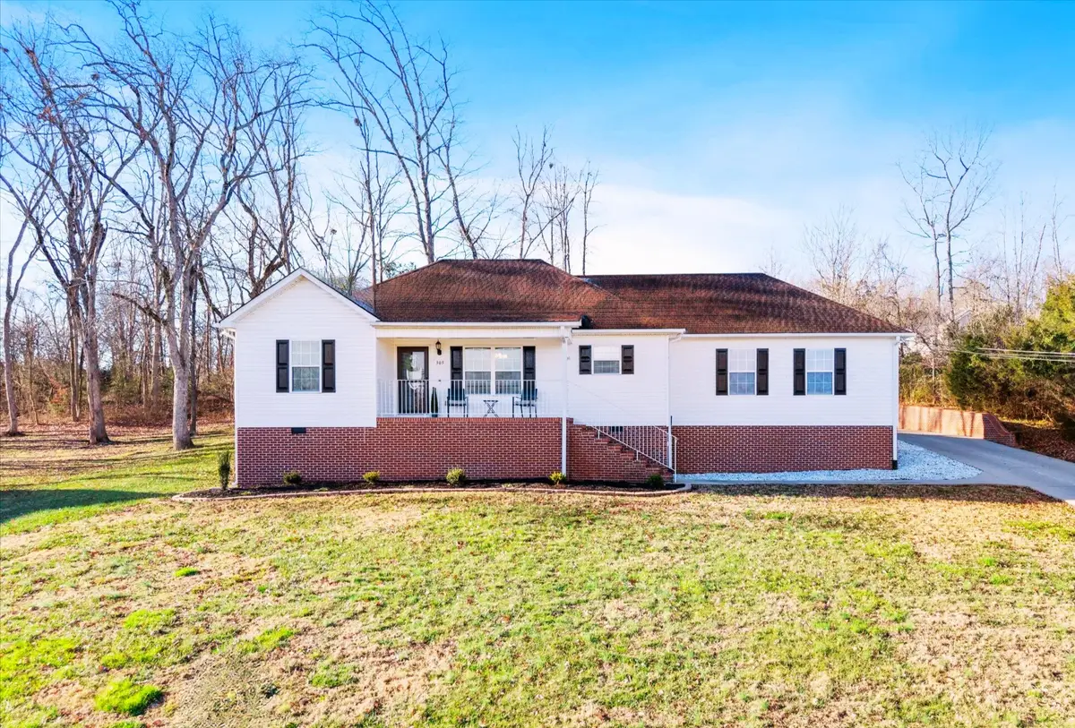 305 Graydon St, Shelbyville, TN 37160 - Image #1