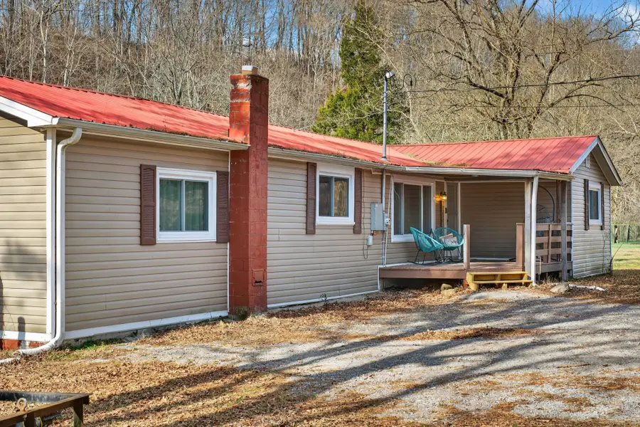 3332 Abednego Rd, Greenbrier, TN 37073 - Image #2