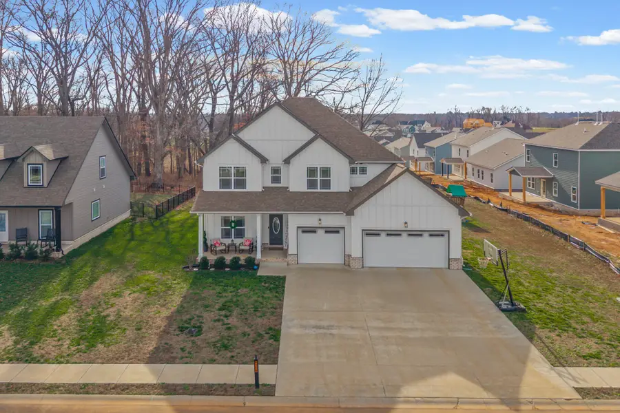 942 Alton Dr, Clarksville, TN 37043 - Image #3