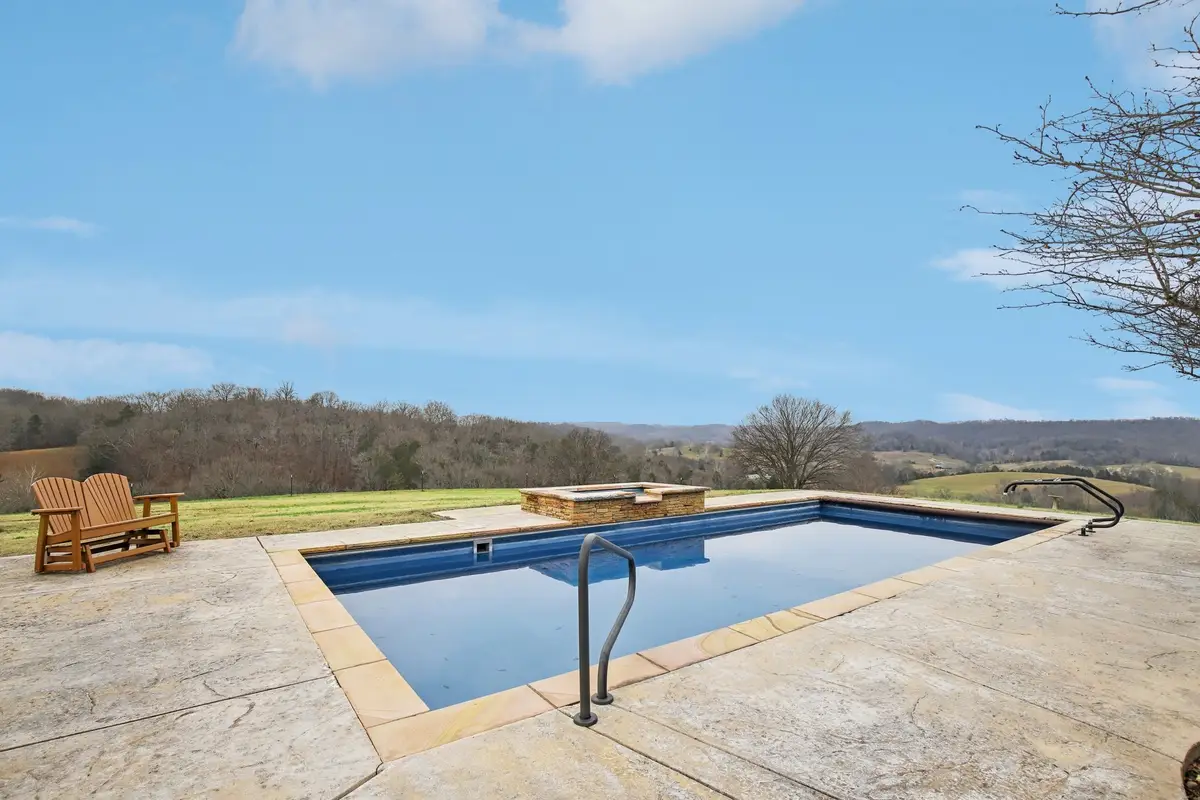 658 Hickory Ridge Rd, Gallatin, TN 37066 - #1