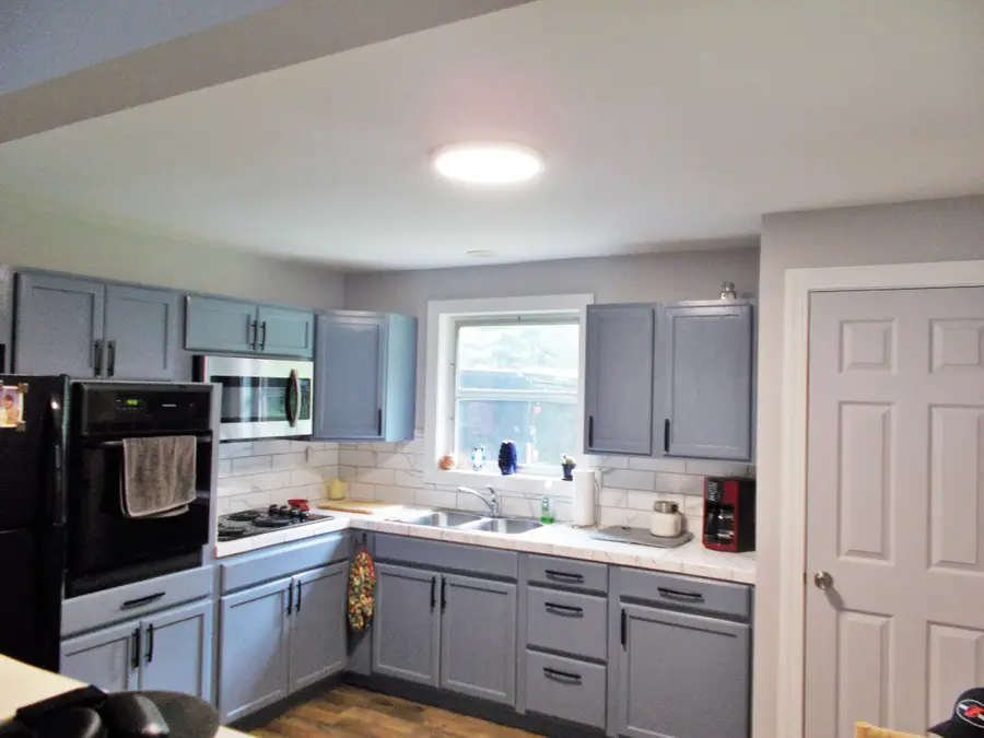 979 Highlander Rd, Camden, TN 38320 - Image #2