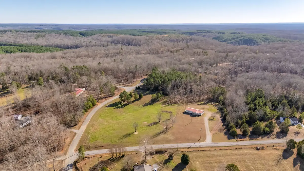 6602 High Meadow Ct, Nunnelly, TN 37137 - Image #1