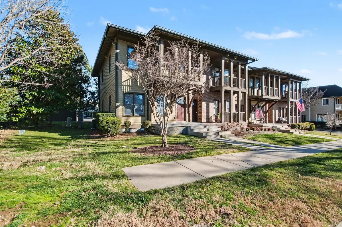 206 36th Avenue N, Nashville, TN 37209 - Image #1