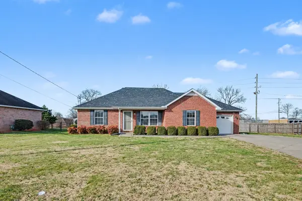 8005 Valencia Dr, Smyrna, TN 37167