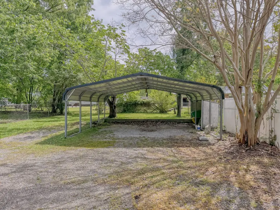 106 Larkway Dr, Tullahoma, TN 37388 - Image #3