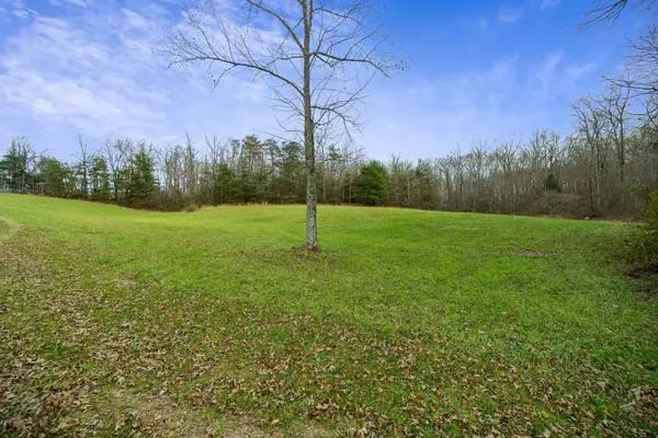 437 Wilson Rd, Crossville, TN 38571