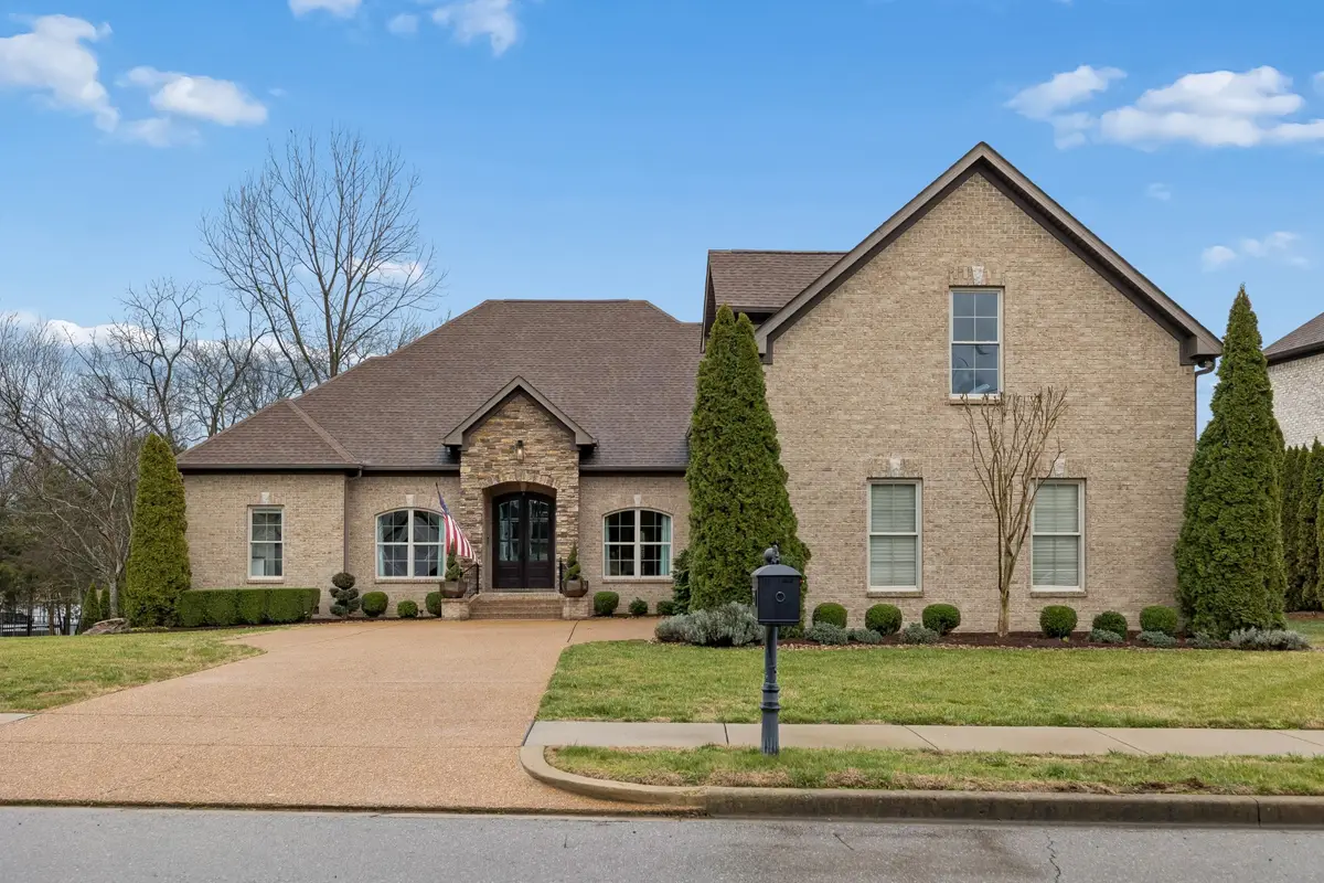 1597 Boardwalk Pl, Gallatin, TN 37066 - Image #1