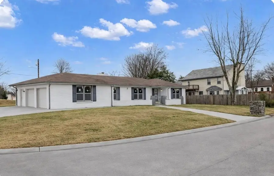 200 Upwind Ct, Nashville, TN 37217 - Image #2