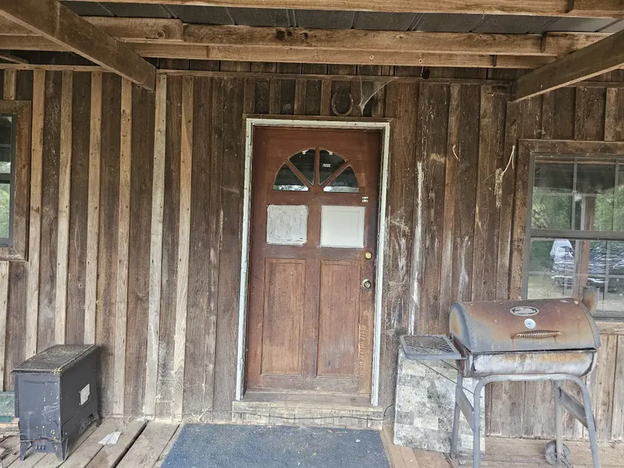 677 Howell Hill Rd, Flintville, TN 37335 - Image #2