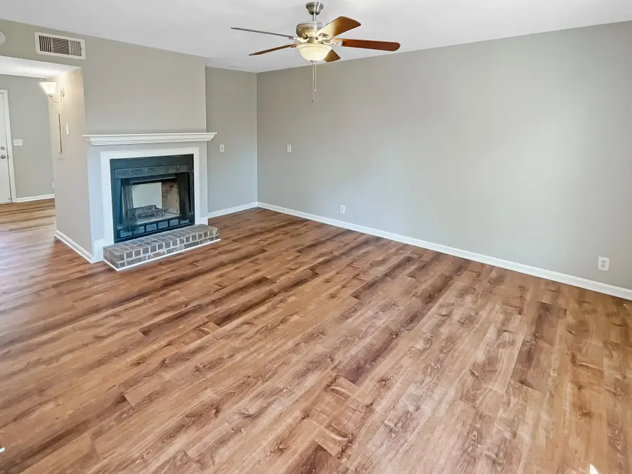 4835 Sheffield Dr, Nashville, TN 37211 - Image #2