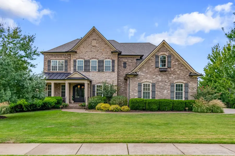 1803 Lowndes Ln, Brentwood, TN 37027 - Image #3