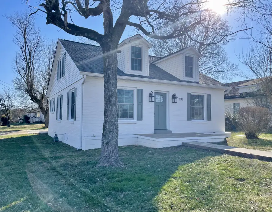 330 Jackson Ave, Lawrenceburg, TN 38464 - Image #2