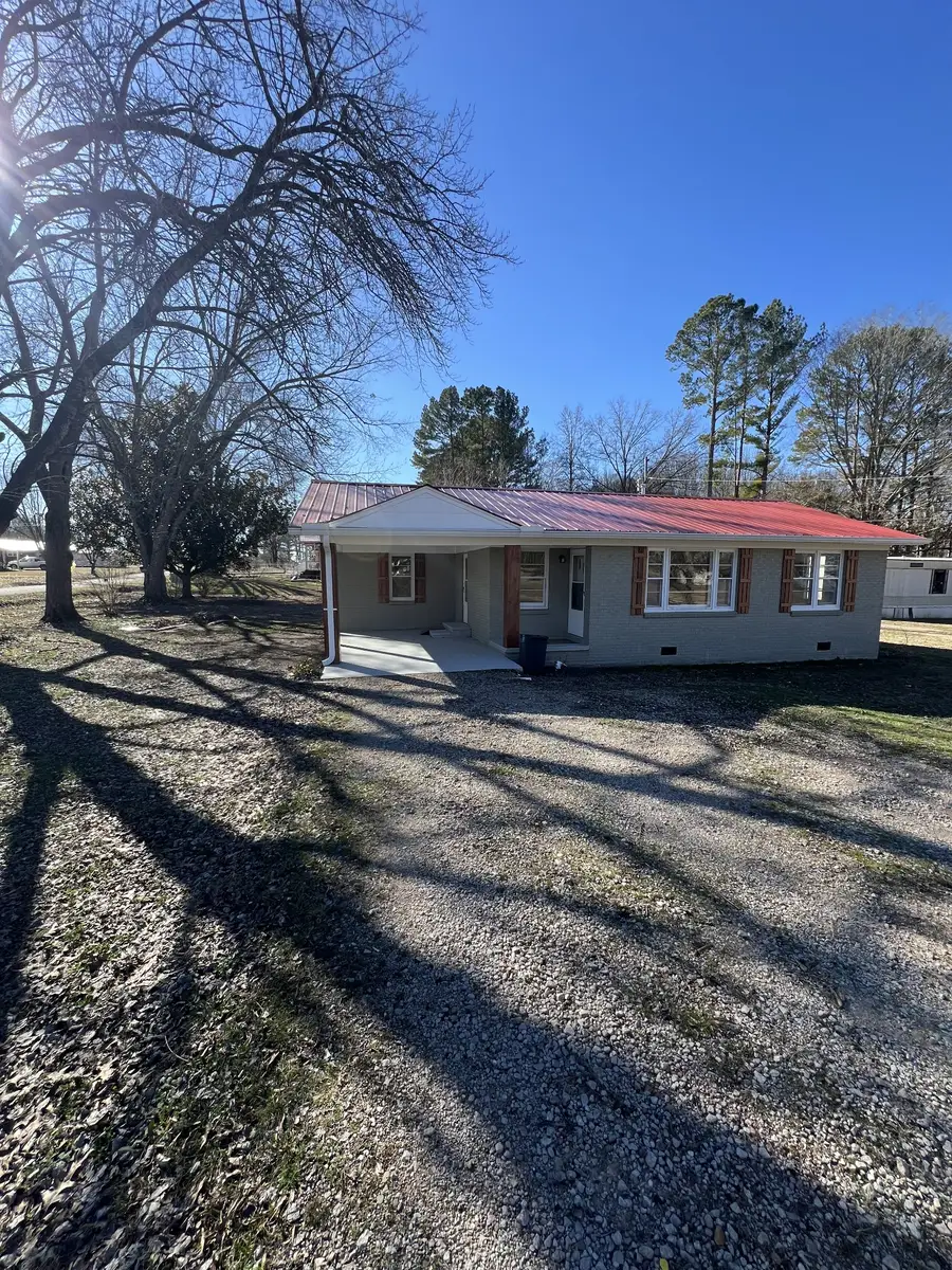 2094 Old Stage Rd, Adamsville, TN 38310 - Image #3