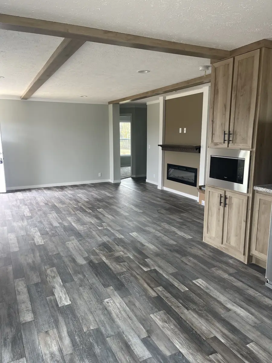 889 White Springs Road, Lafayette, TN 37083 - Image #3