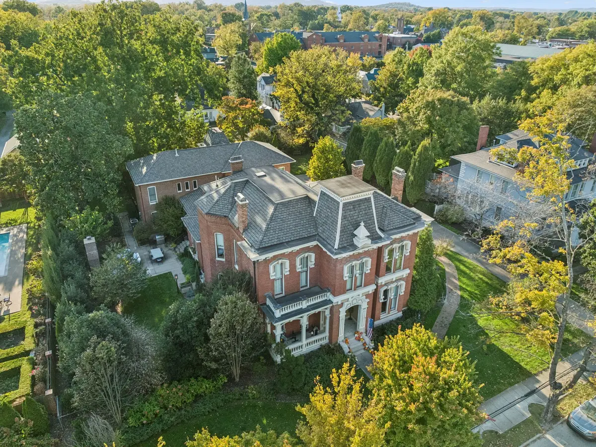 214 3rd Ave S, Franklin, TN 37064 - #1