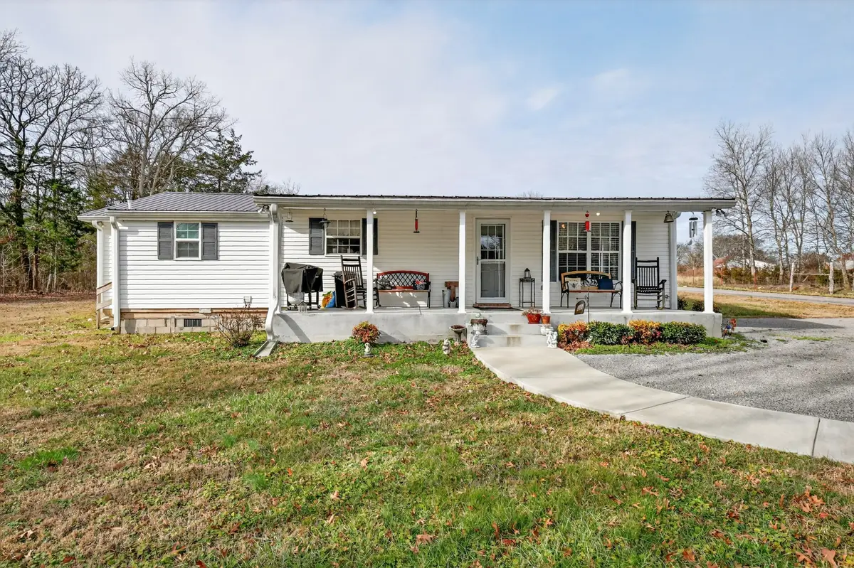 323 Buzzard Roost Rd, Chapel Hill, TN 37034 - Image #1