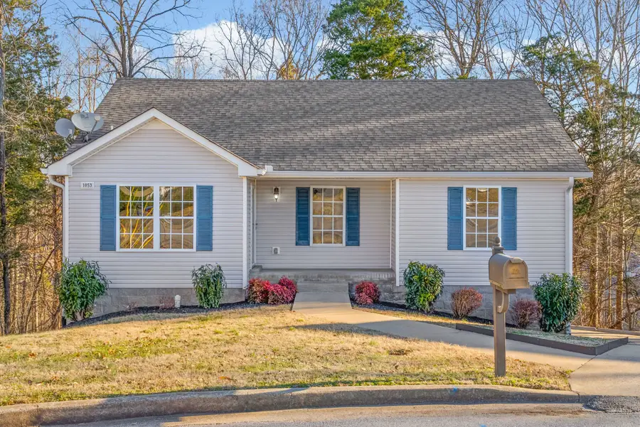 1053 Red Apple Ct, Clarksville, TN 37040 - Image #2