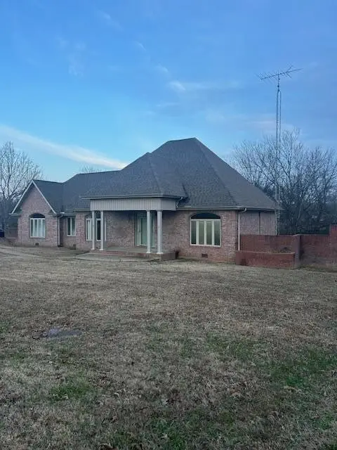 134 Coleman St, Big Sandy, TN 38221 - Image #3