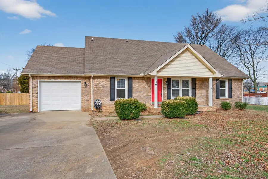 301 Marys Oak Dr, Clarksville, TN 37042 - Image #3