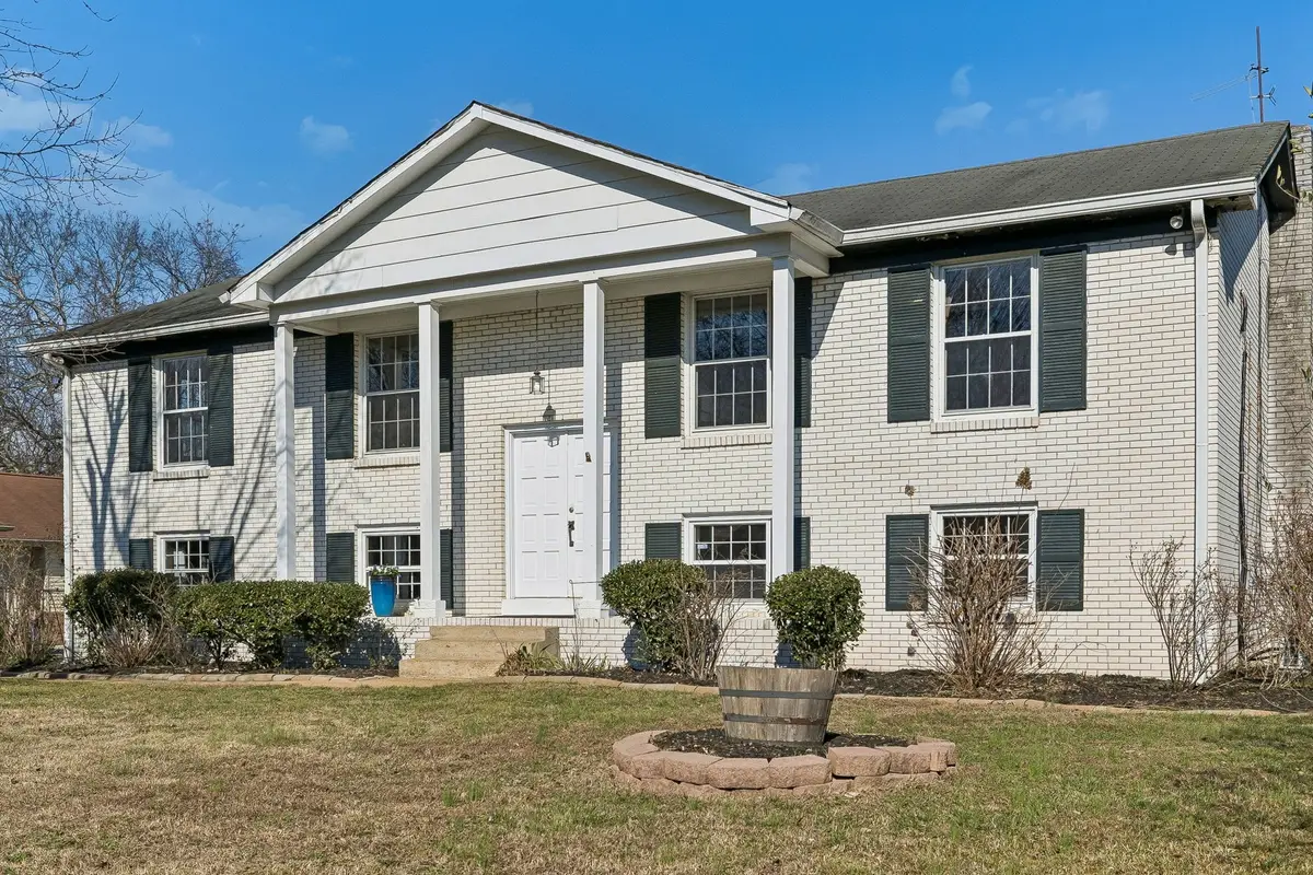 7424 George Gaines Rd, Nashville, TN 37221 - #1