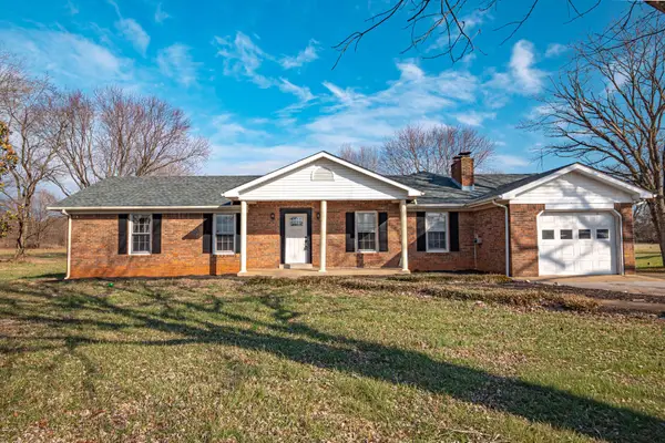 674 Girkin Rd, Bowling Green, KY 42101
