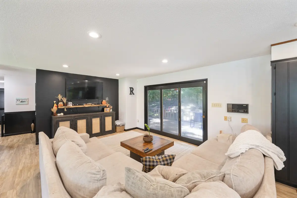 326 Dogwood Dr, Decaturville, TN 38329 - Image #1