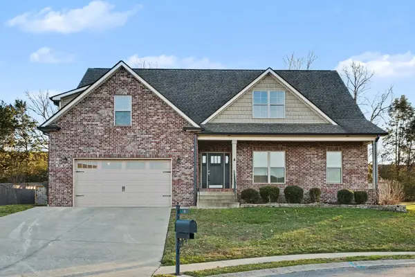 67 Gallant Ct, Clarksville, TN 37043