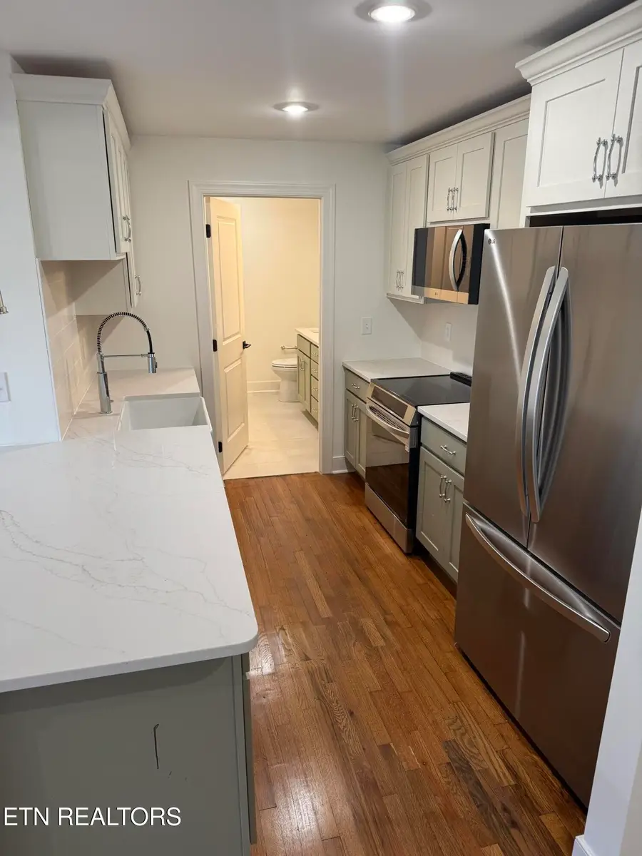 2724 E Magnolia Ave #404, Knoxville, TN 37914 - #3