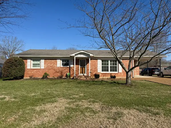 422 7th St, Lawrenceburg, TN 38464