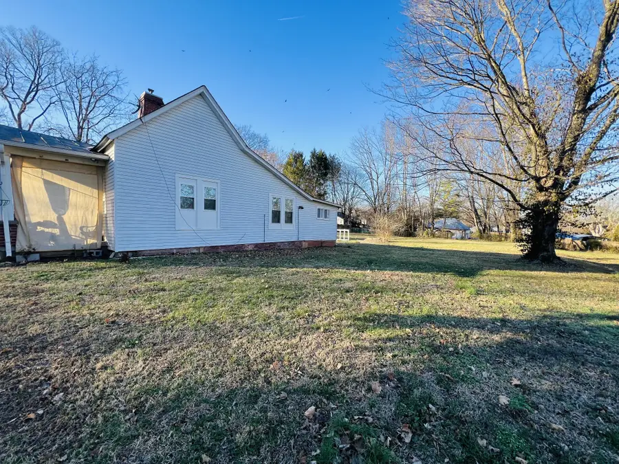 501 E Madison St, Franklin, KY 42134 - Image #2