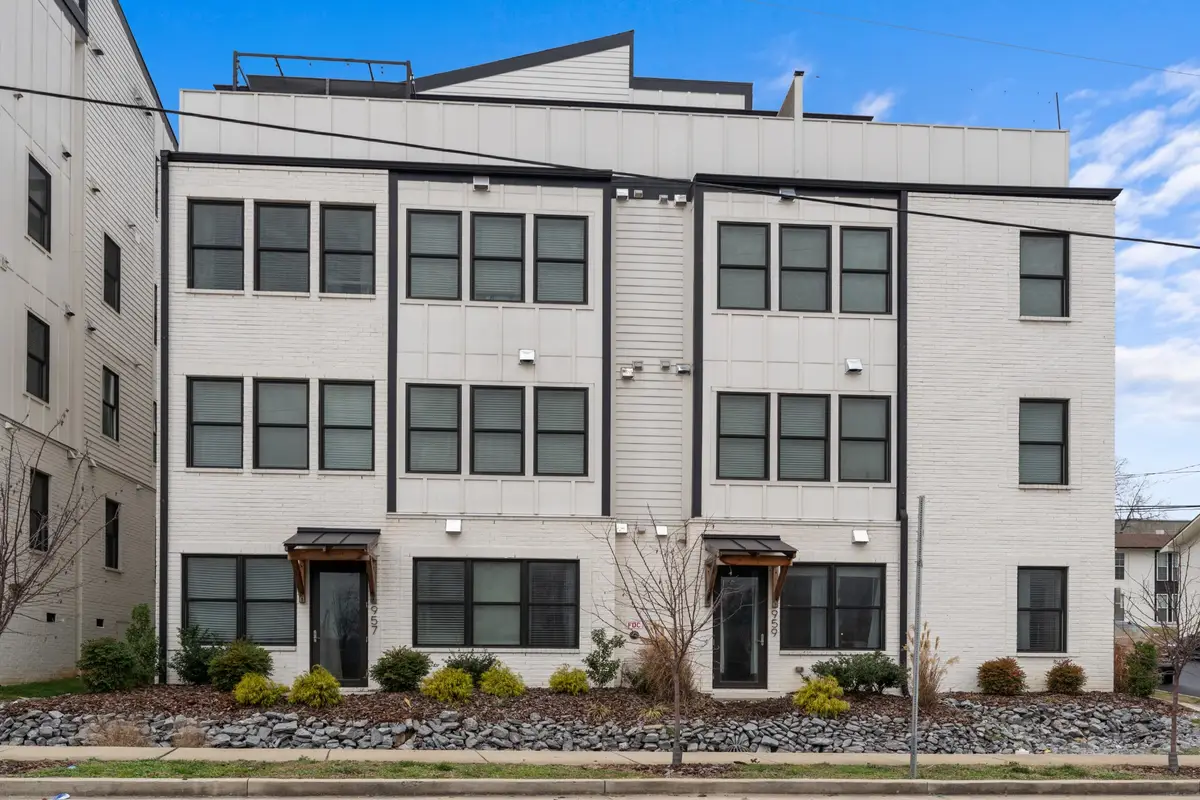 957 44th Ave N, Nashville, TN 37209 - Image #1