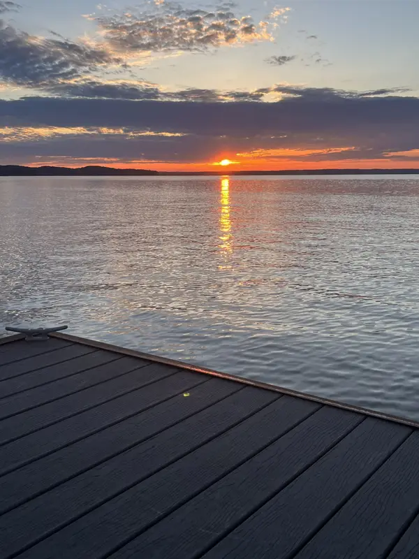 311 Riverview Dr, Dover, TN 37058