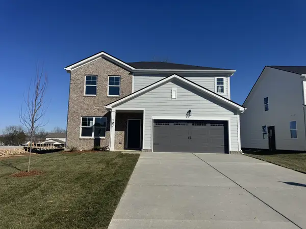 127 Dahlia Dr, La Vergne, TN 37086