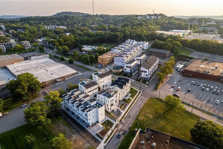 5621 Lenox Ave #3, Nashville, TN 37209 - Image #2