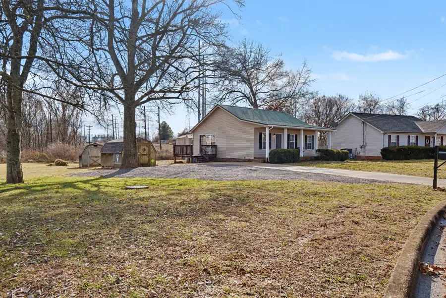 256 Fritz Cir, Clarksville, TN 37042 - Image #3