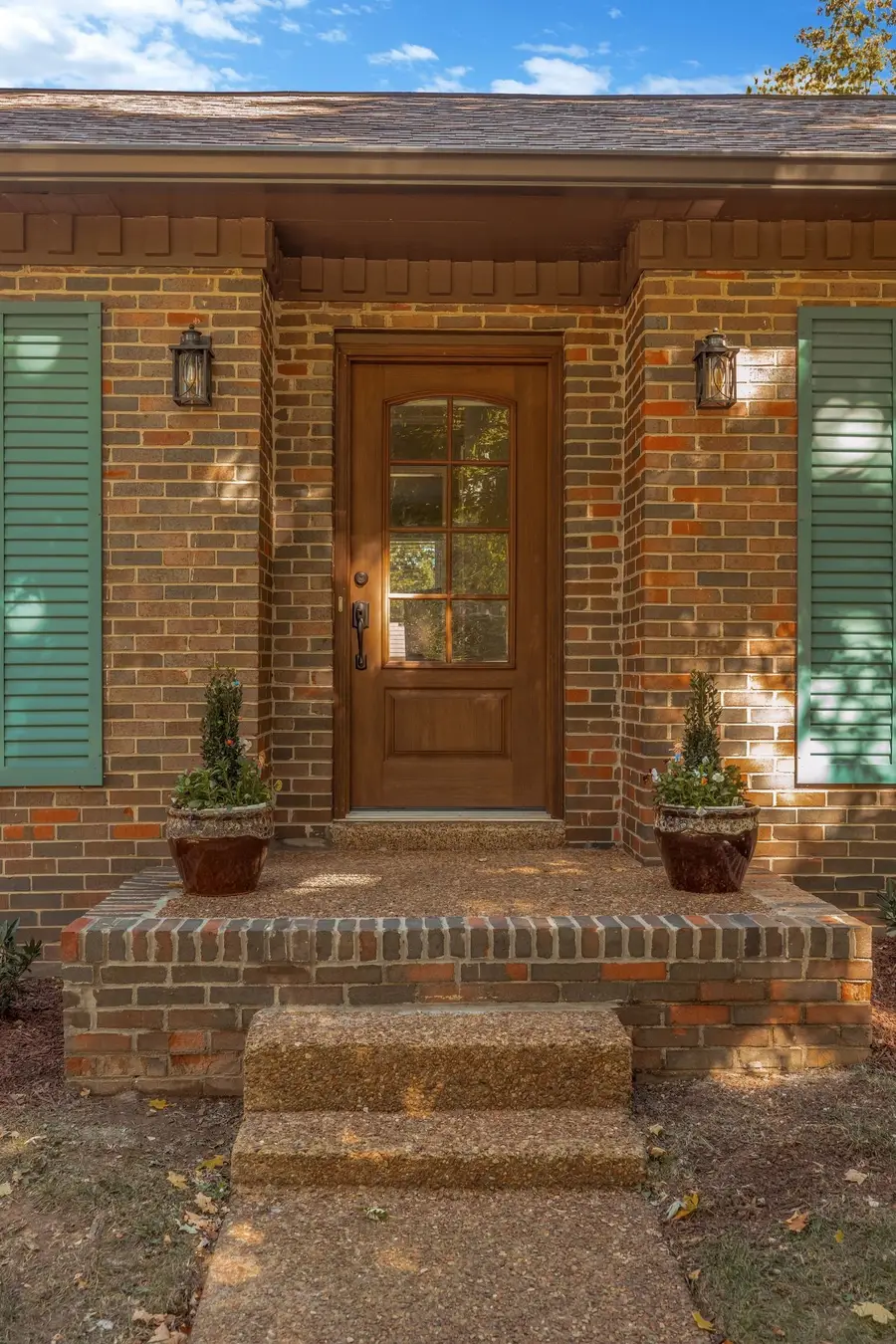 8126 Suzanne Dr, Brentwood, TN 37027 - Image #2