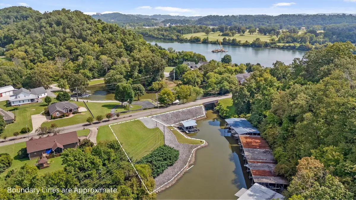 3237 Waterfront Dr, Chattanooga, TN 37419 - #1